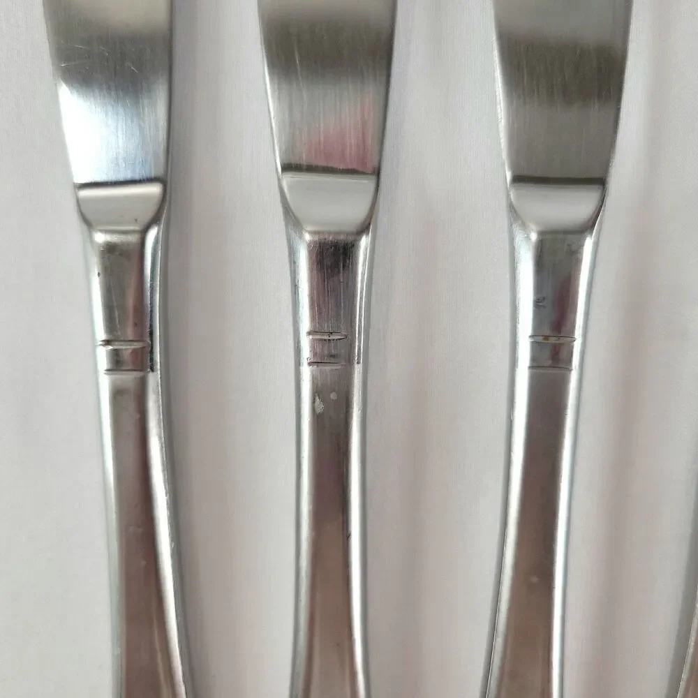 Oneida Satin Jupiter 18/10 Stainless Flatware Knife Set 4 Dinner Knives Retro
